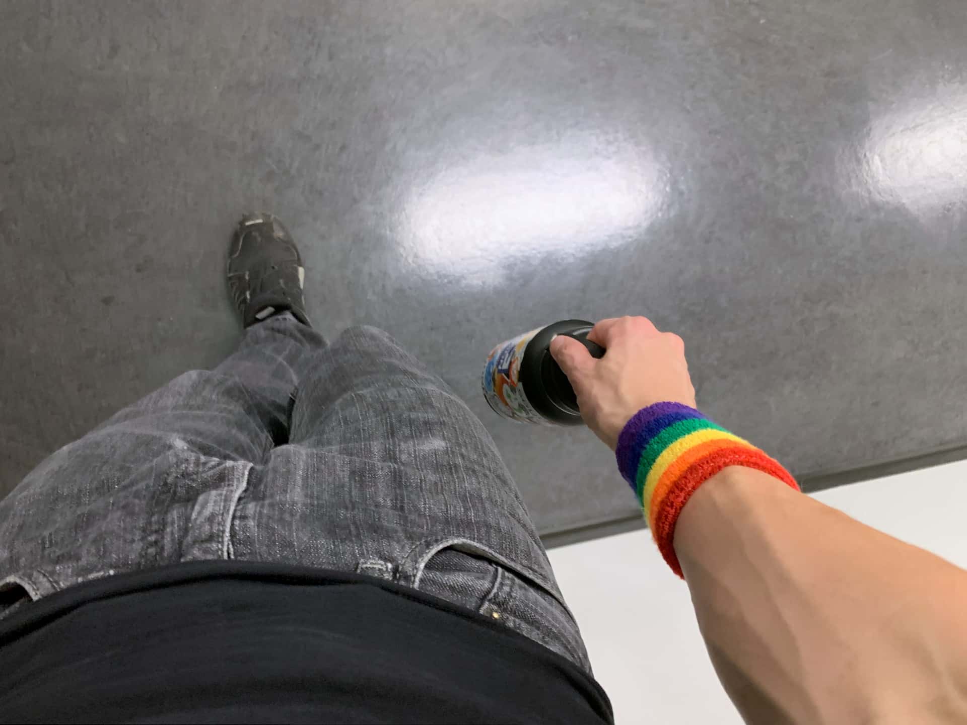 Andrew wearing a staff wristband at SeaGL 2019